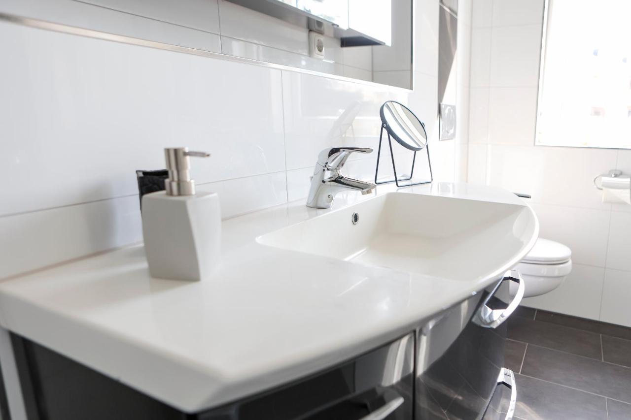 Lumen Homes - Design-Apt. Nahe Audi Und Altstadt, 3 Zimmer, Netflix Ingolstadt Luaran gambar